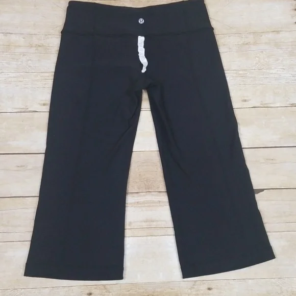 Lululemon Groove Crop Reversible Leggings - Picture 5 of 8